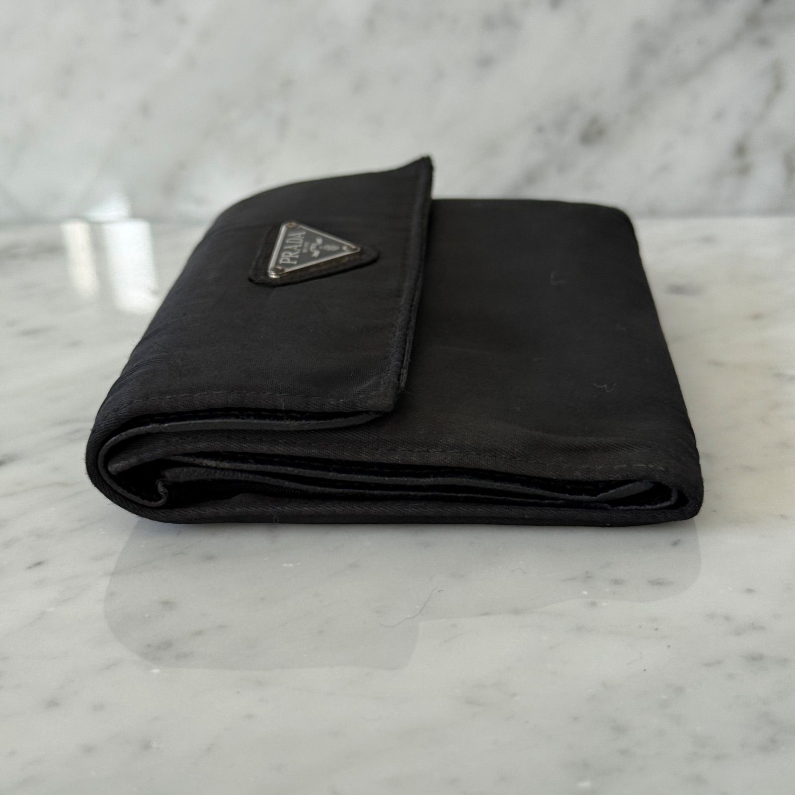 【PRADA／プラダ】ナイロン×レザー 三つ折り財布 ブラック トライアングル PRADA プラダ 三つ折財布 ナイロン ブラック 黒 トライアングル