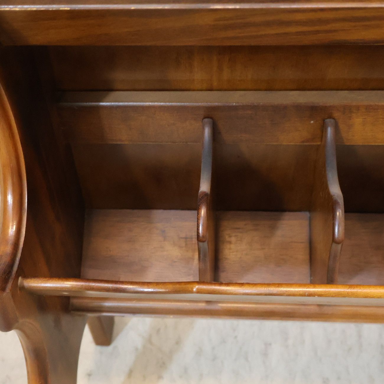 コンパクト アンティーク調