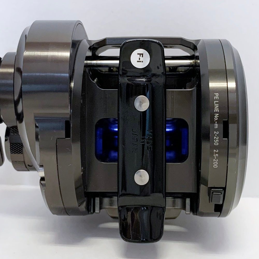 ベイトリール|右ハンドル