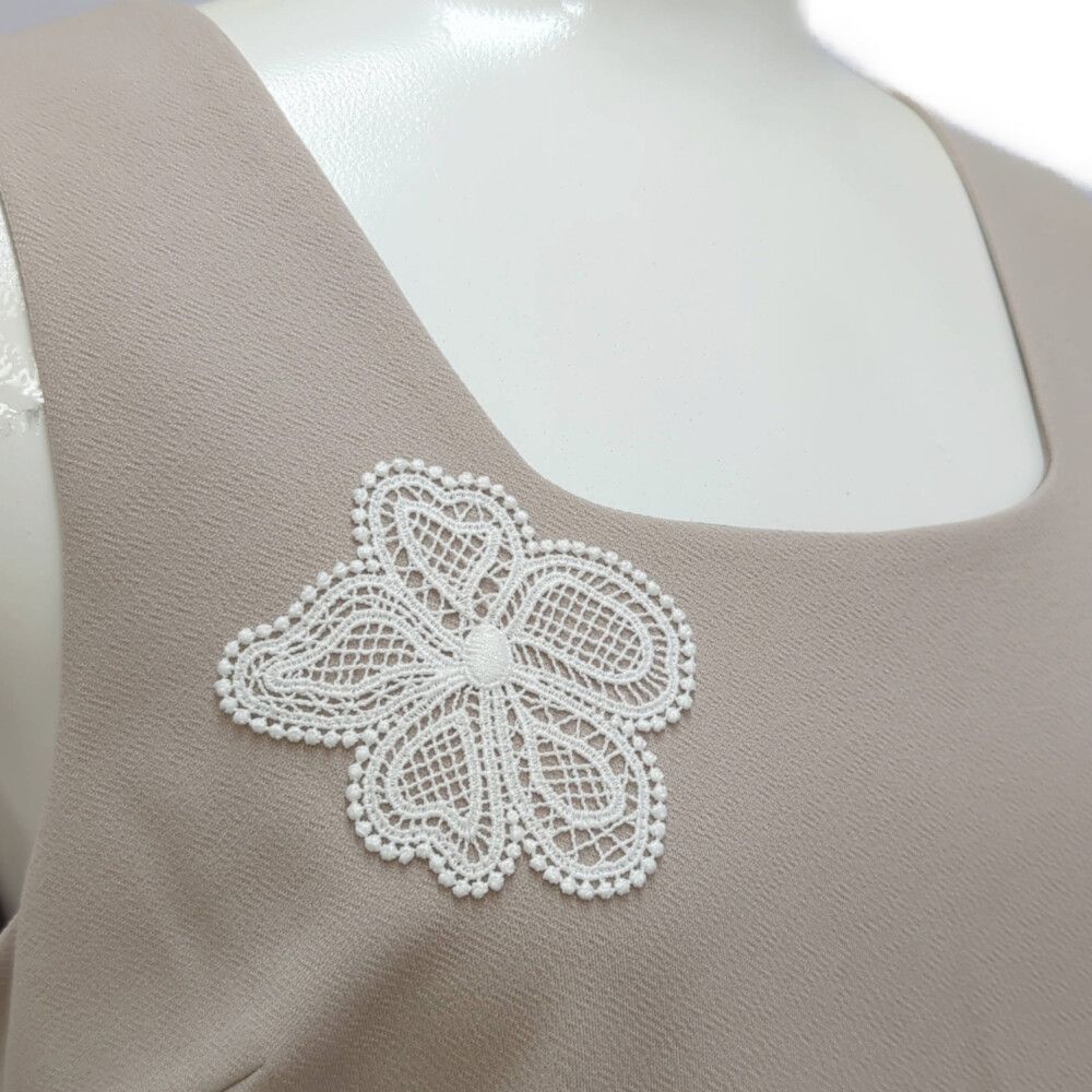 Maglie le cassetto マーリエルカセット フランドル45周年 フラワーモチーフワンピース 7 ベージュ ♀ A レディース 594810