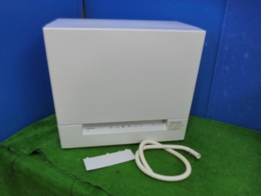 Y734 パナソニック食器洗い乾燥機NP-TSK1-W|2025年製 送料無料 2510