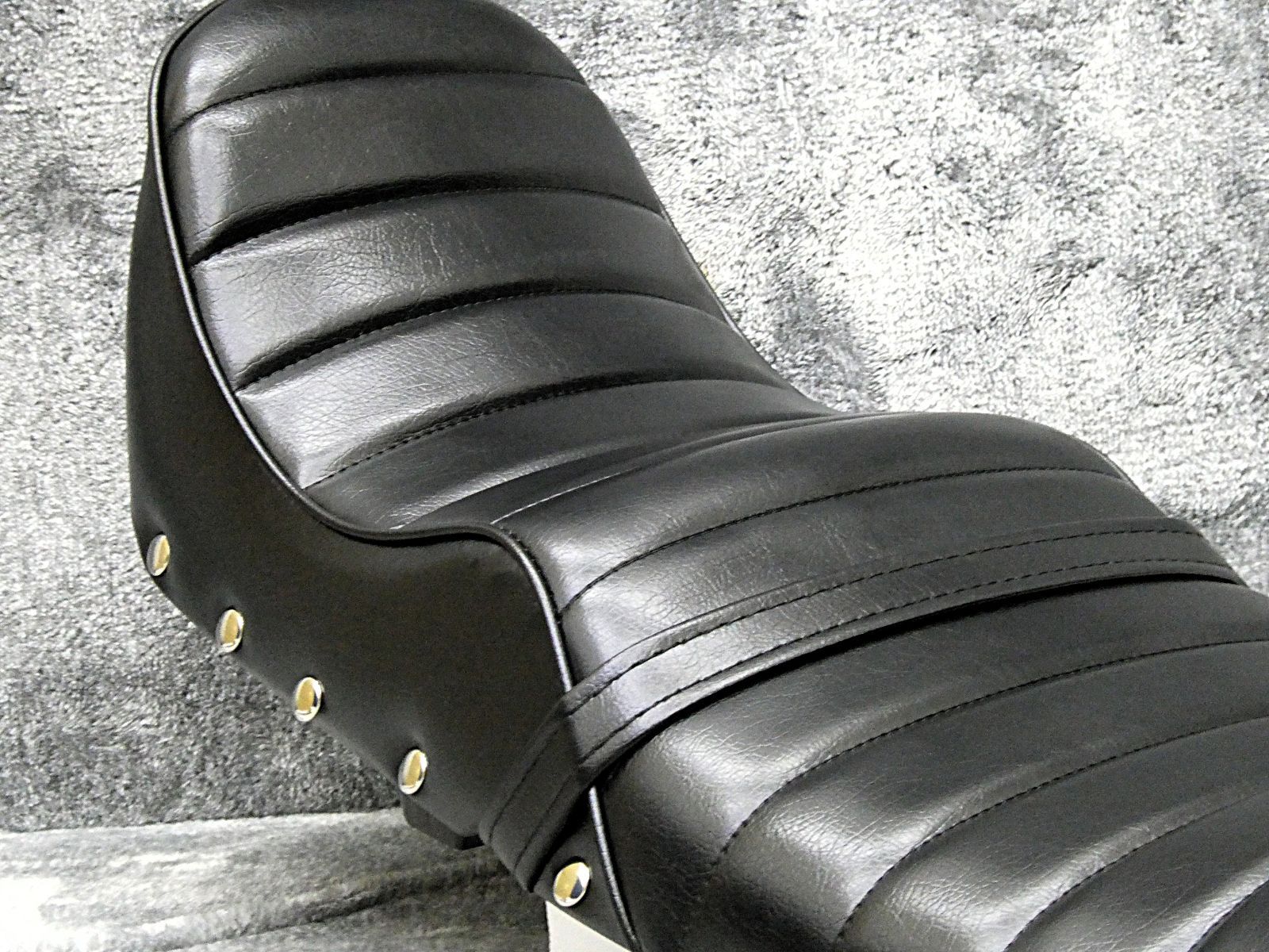 Z400FX E4タックロールシート　リベット付き　FRPベース Z400FX E4タックロールシート リベット付き FRPベース Z400FXタック