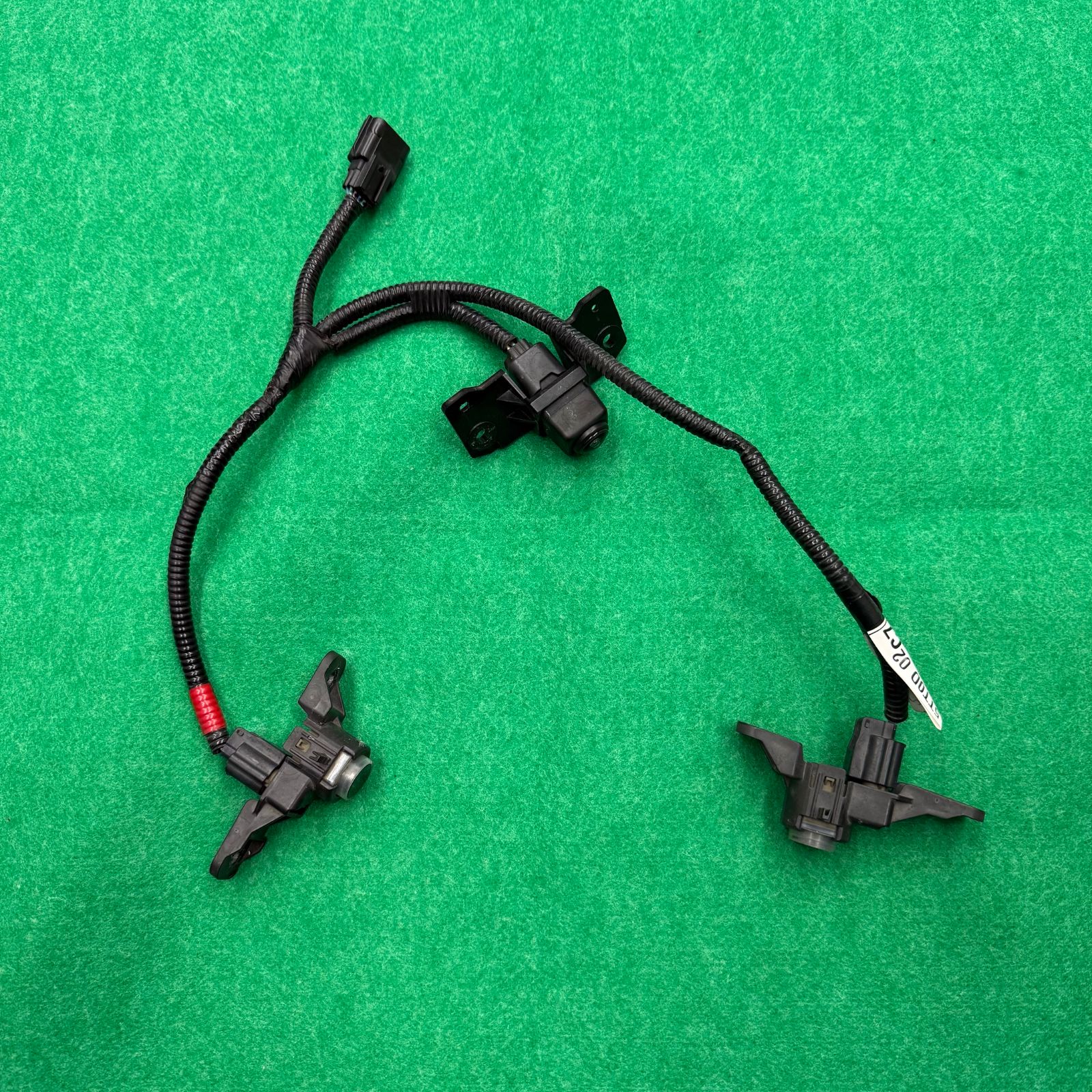 日産 NISSAN セレナ GFC27 より取外し アラウンドビュー用 フロントカメラ 284F1 5TT0A ソナー 24072 5TT0D 付