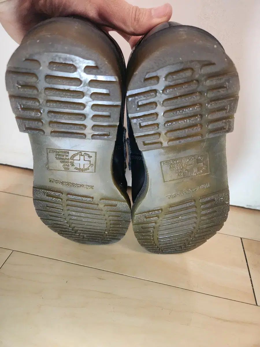 MARTENS ドクターマーチン