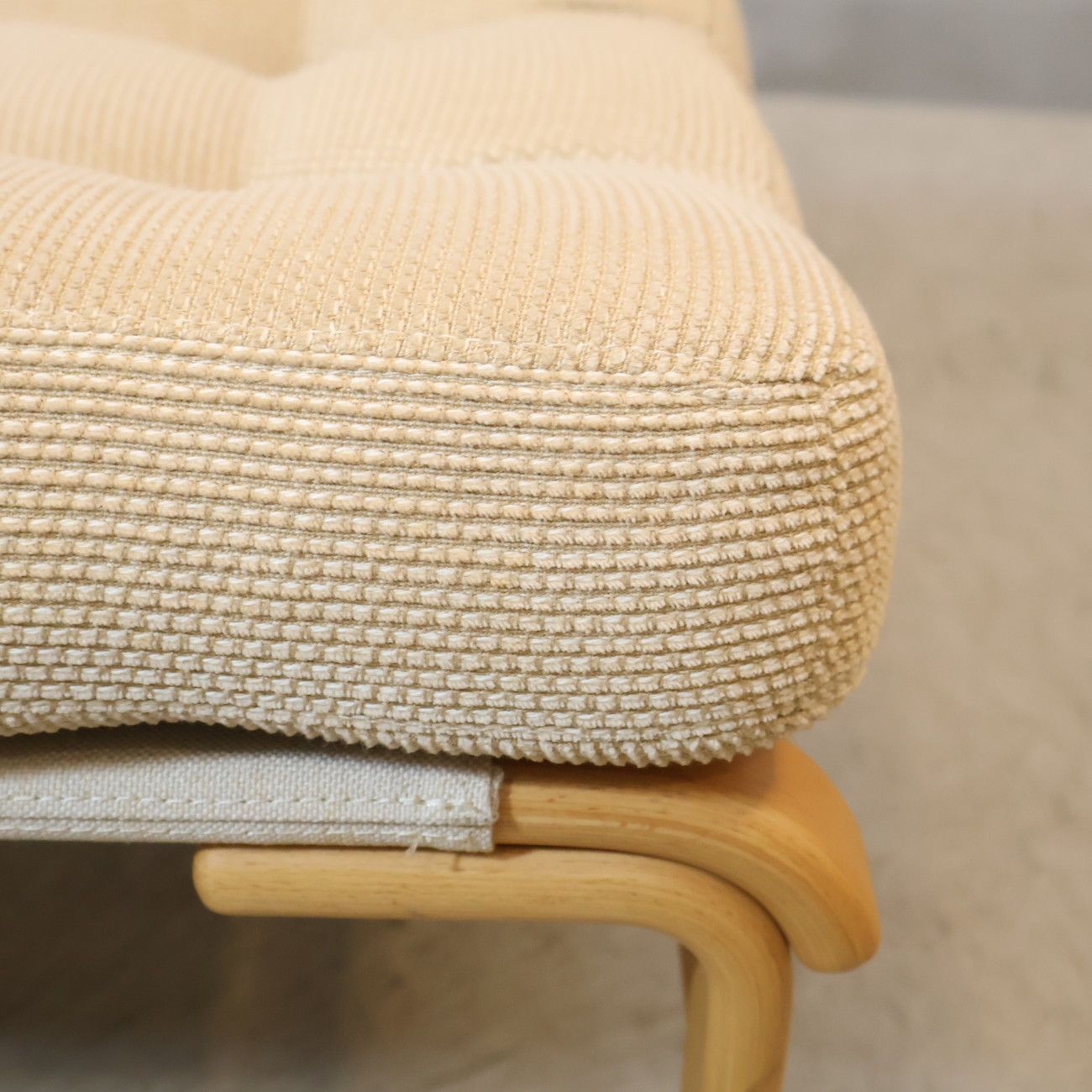 オットマン 足置き