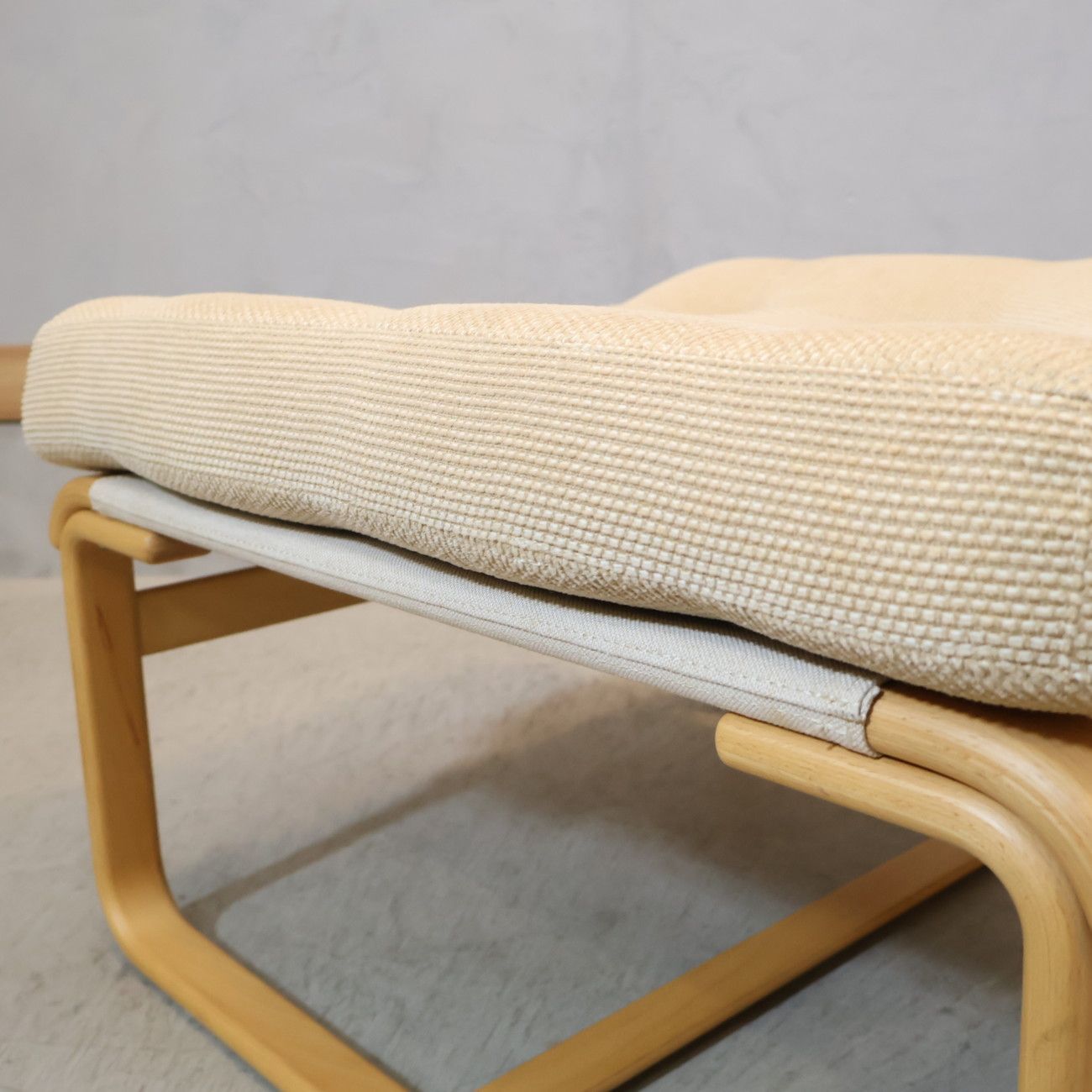 TENDO 天童木工 マルガリータ スツール Bruno Mathsson ブルーノ マットソン 成形合板 オットマン 足置き シンプル ナチュラル NEXPOTALLINN_EU