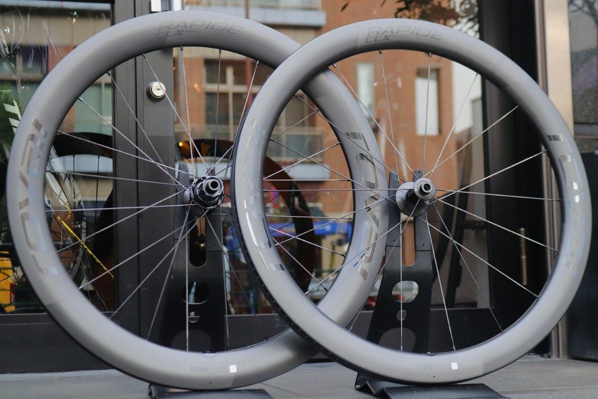 カーボン クリンチャー