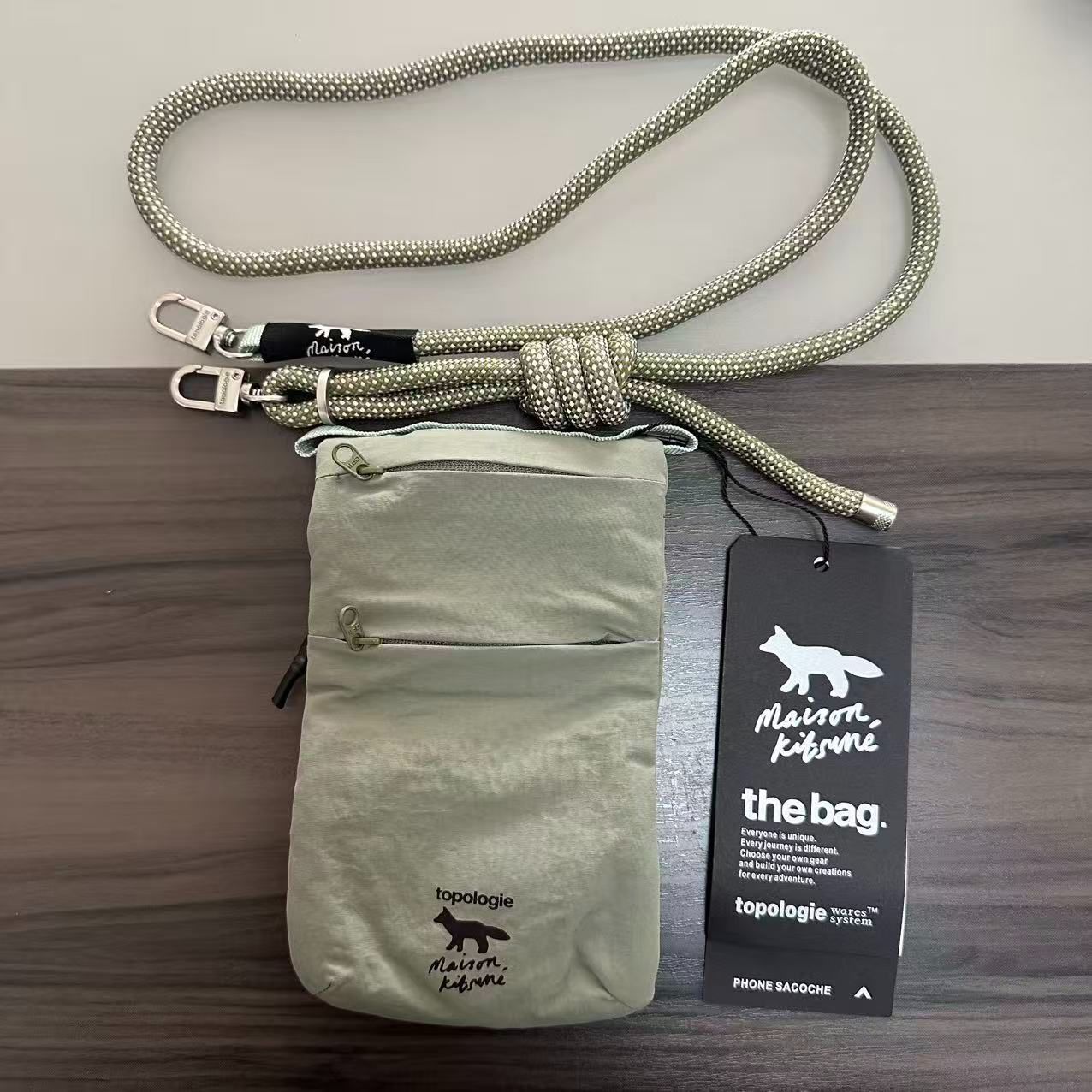 メゾンキツネ Maison Kitsuné x Topologie トポロジー Phone Sacoche