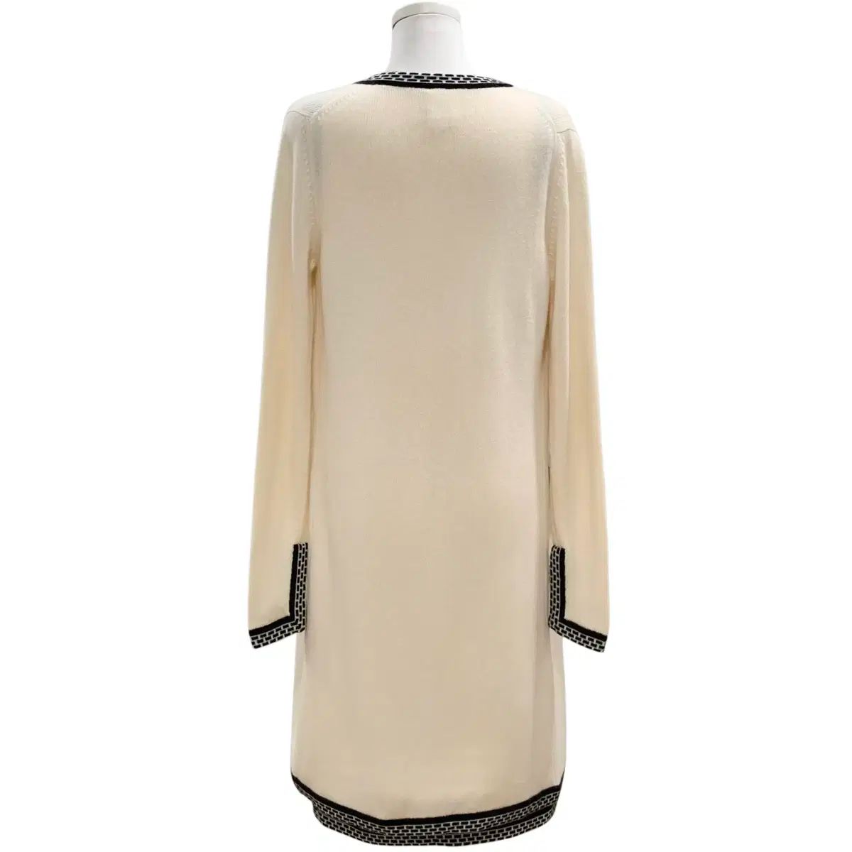 - カーディガン