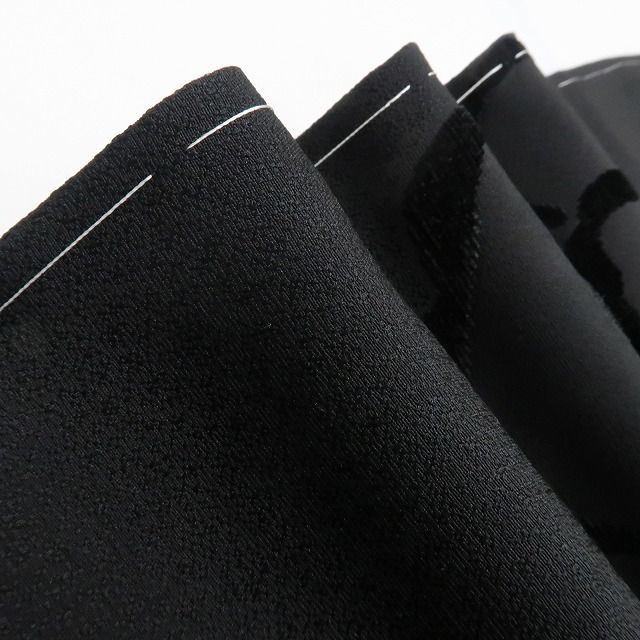 新品 一刀彫 薔薇 モノトーン 着物 成人式 胴抜き仕立て 振袖 6884 ❁tomihisa❁新品 一刀彫 薔薇 モノトーン 着物 成人式 胴抜き仕立て