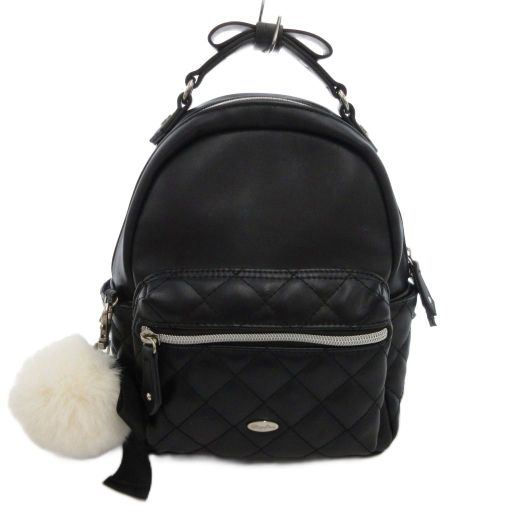 メゾピアノ mezzo piano リュックサック バックパック 黒 ブラック キルティング ファーチャーム |FF