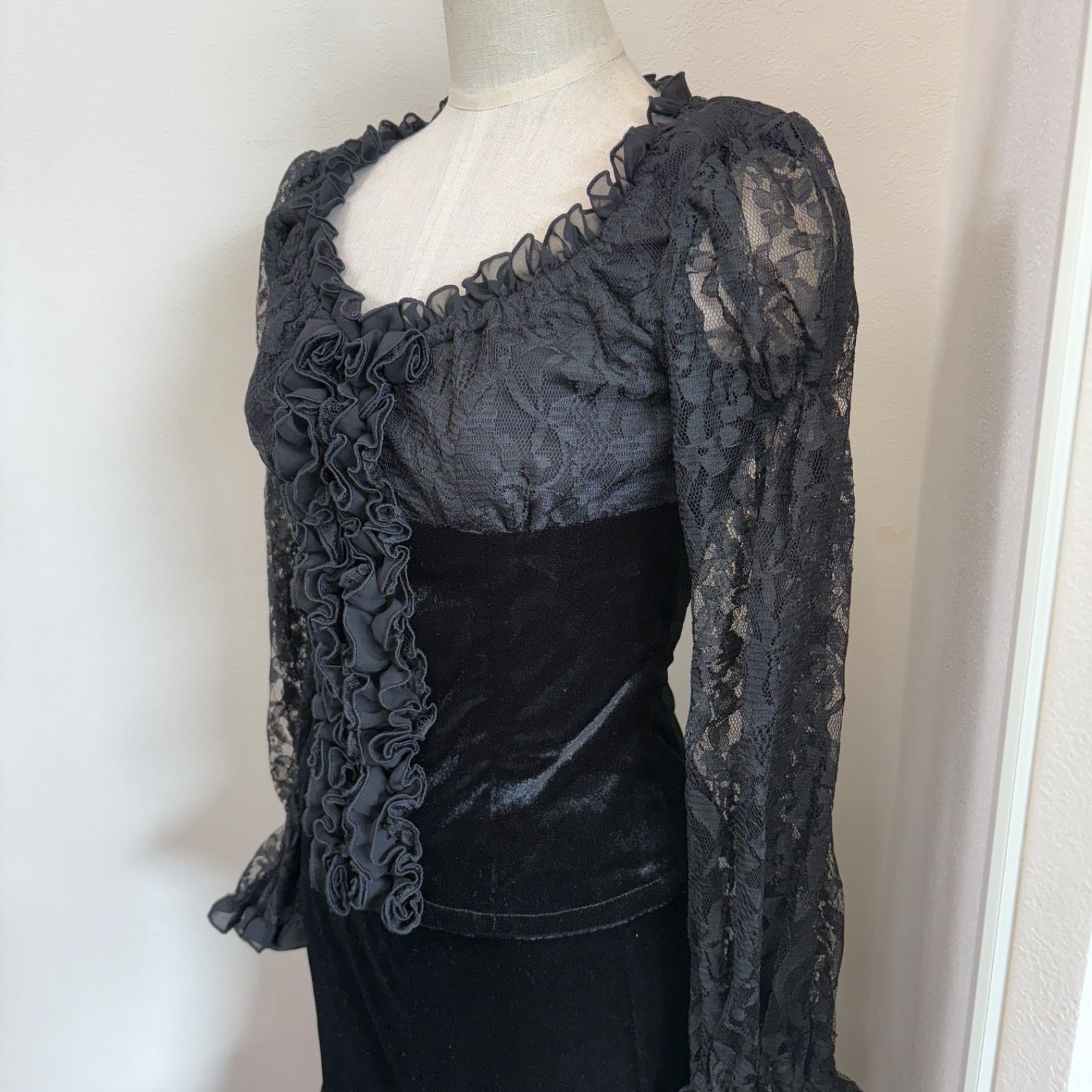 フリル ファルダ