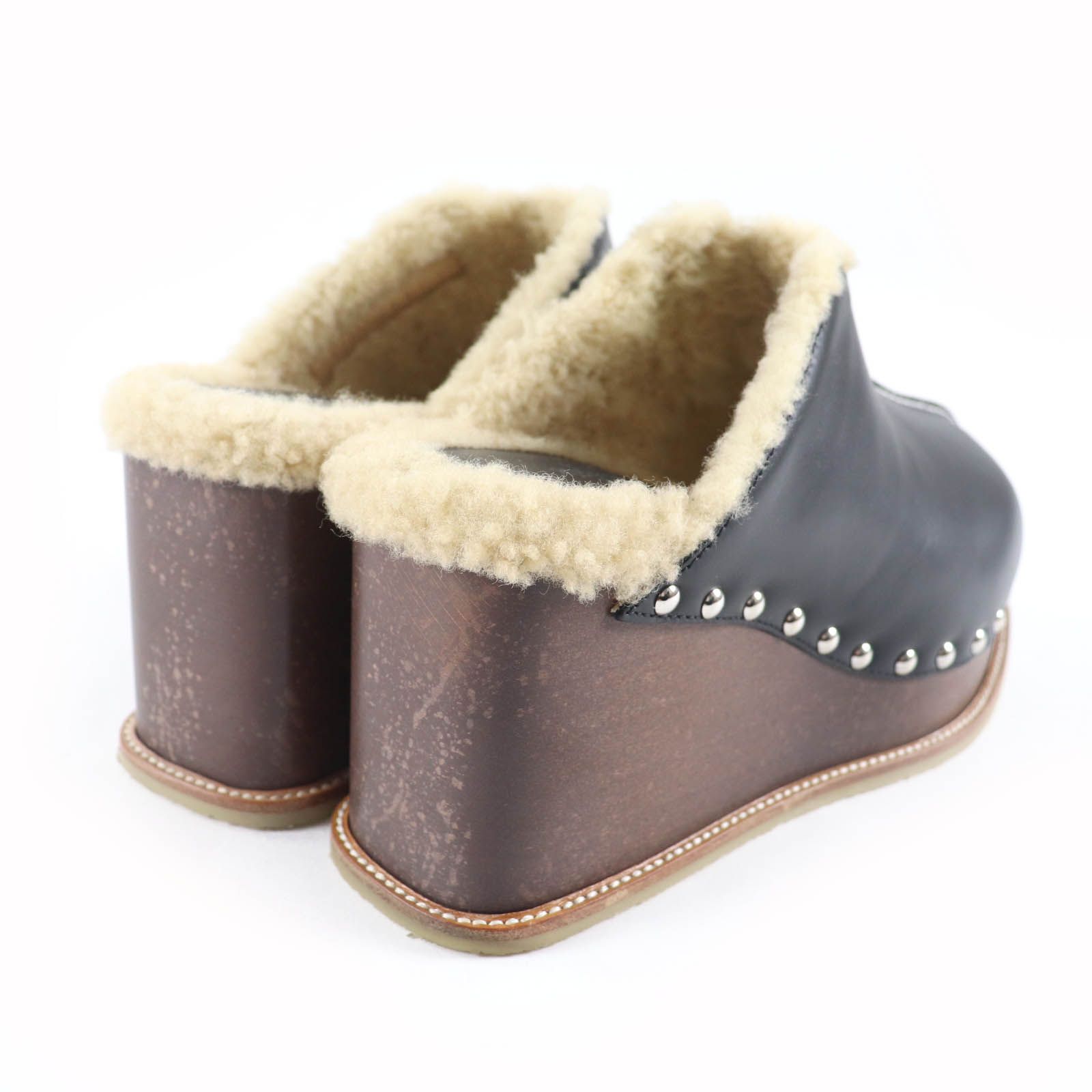 ムートン サボサンダル