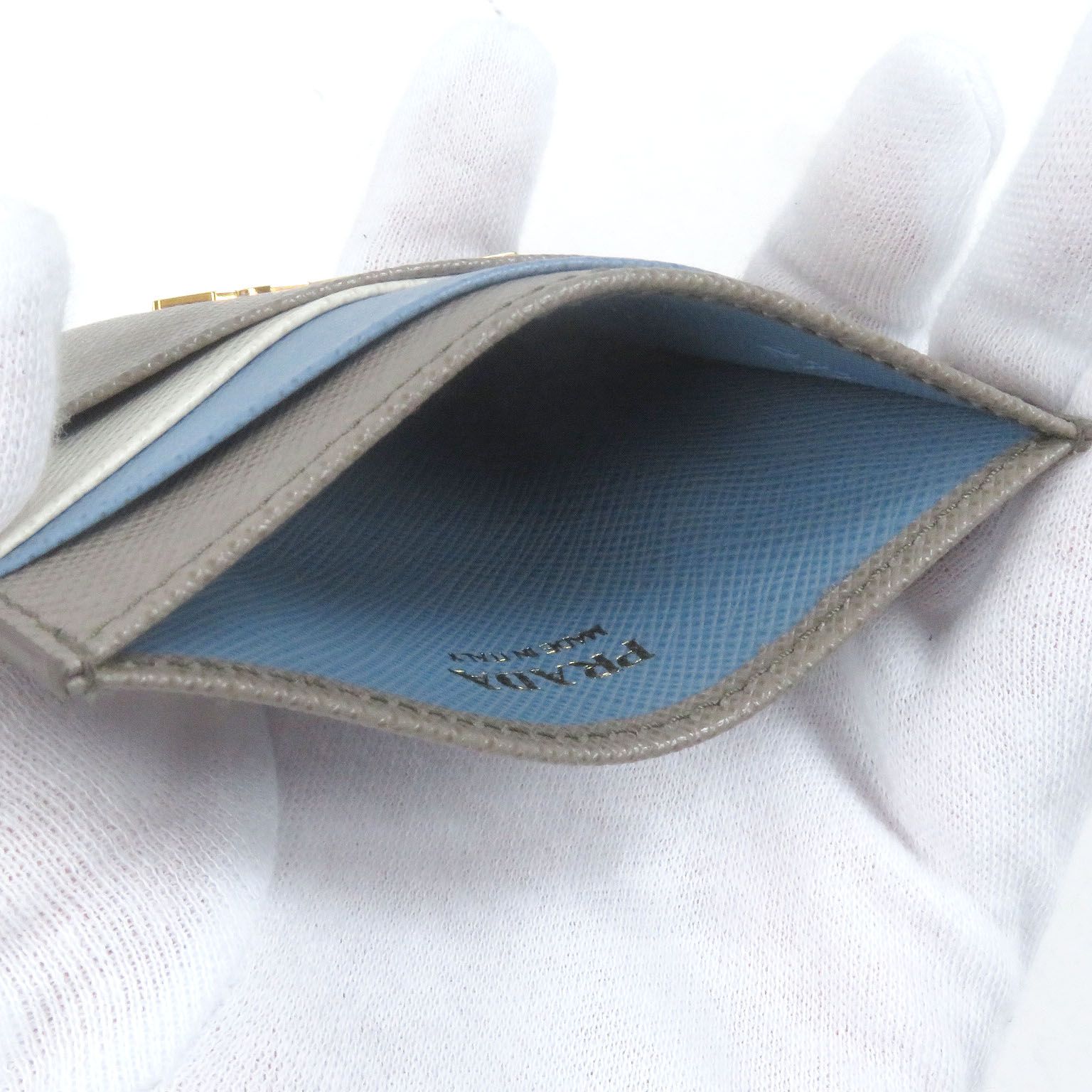 極美品□PRADA プラダ 1MC025 サフィアーノレザー メタルロゴ パス  