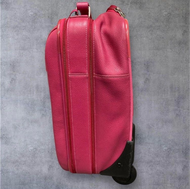 ピンク ピンクスーツケース