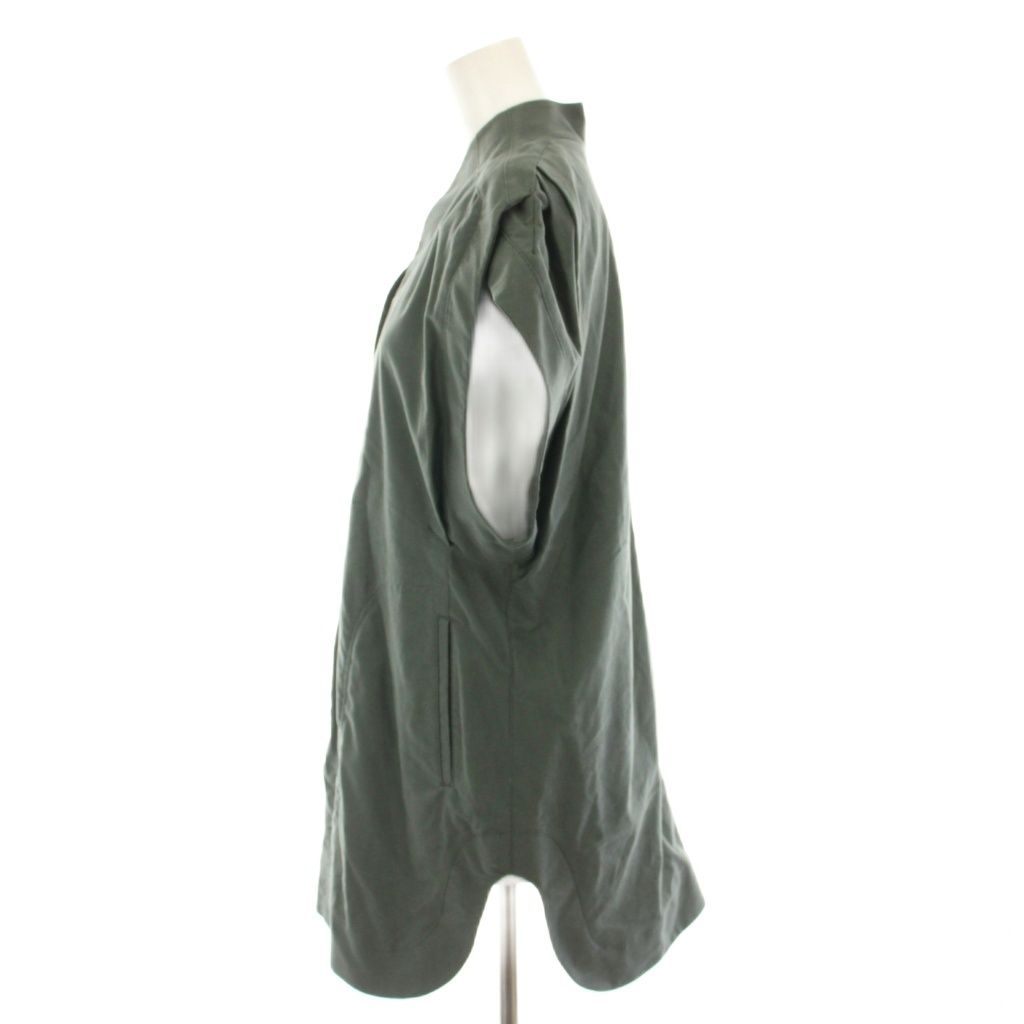 マメクロゴウチ Mame Kurogouchi ブラッシュドコットンスリーブレスVネックトップ Brushed Cotton Sleeveless V-neck Top ブラウス 半袖 フレンチスリーブ 1 緑 MM 23 FW-SH 043 GY 52