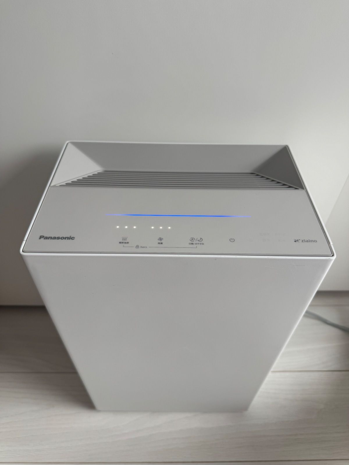 動作 済⊹ Panasonic 次亜塩素酸 空間除菌脱臭機 ziaino F-ML4000B