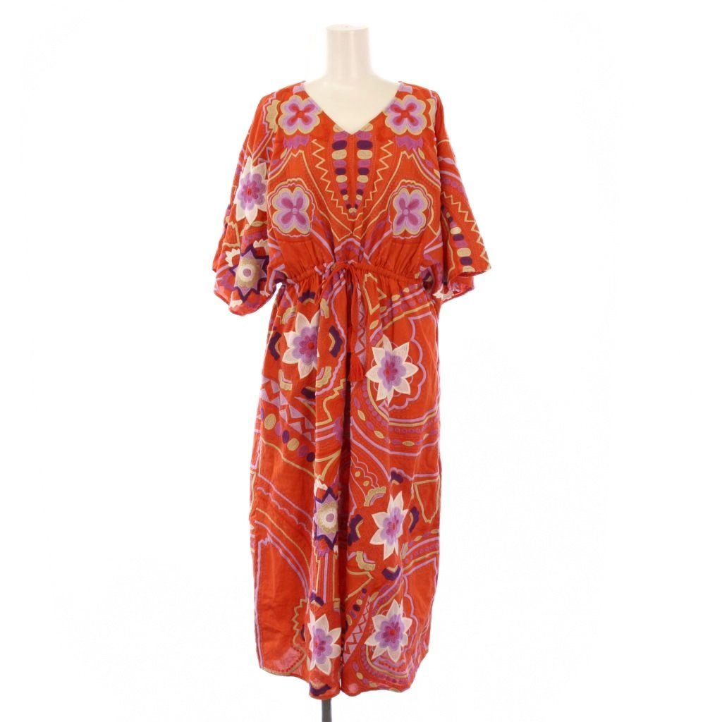 グレースコンチネンタル GRACE CONTINENTAL 23SS フラワー刺繍ポンチョ