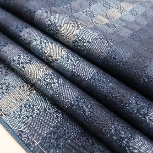 仕付け糸付 洗練とぬくもりの花織を咲かせて