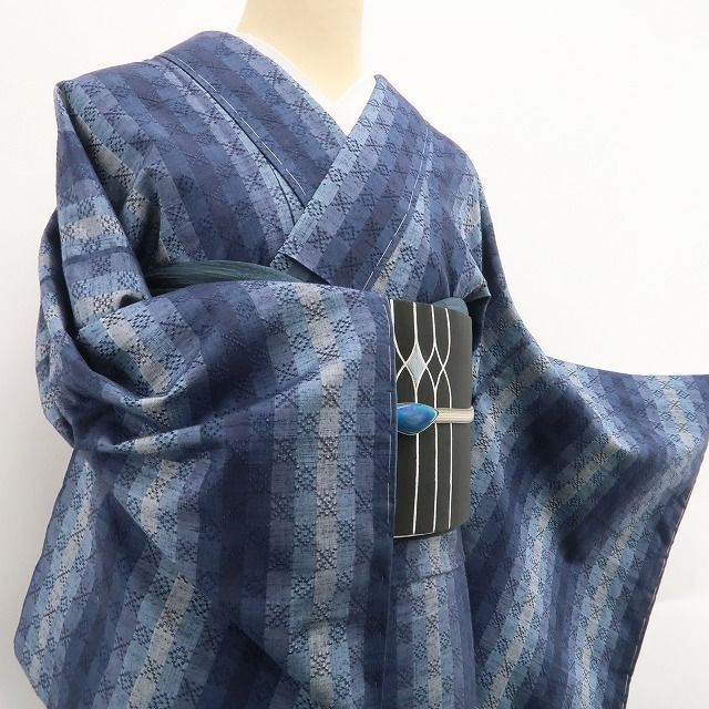 仕付け糸付 洗練とぬくもりの花織を咲かせて