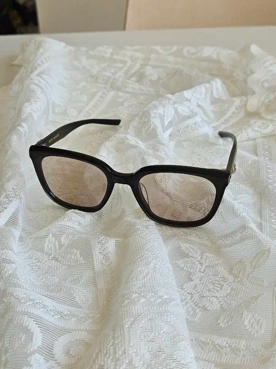 GENTLE MONSTER ジェントルモンスター Fino サングラス