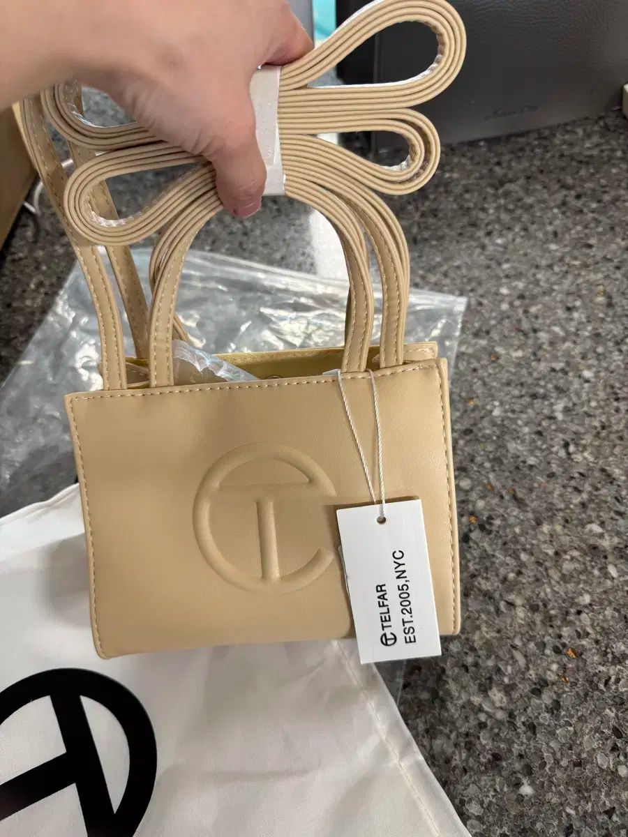 アメリカ 公式ホームページ Telfa ミニ ベージュ