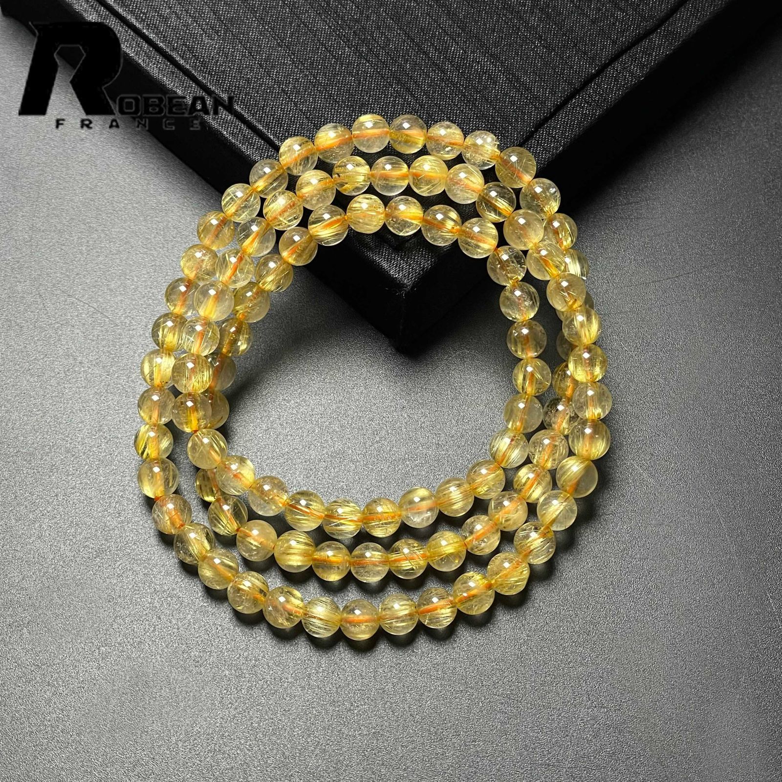 上品 EU製 定価14万円 ROBEAN タイチンルチル 黄金針水晶 ゴールド 金運 開運 3本巻きブレスレット パワーストーン プレゼント 5.8-6.2mm M1025851