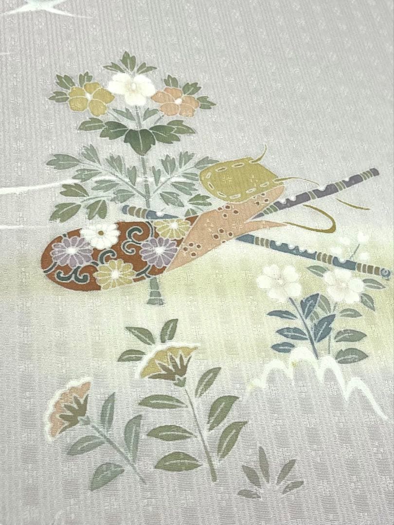 付け下げ 紋意匠 和楽器 草花 正絹 反物 - メルカリ