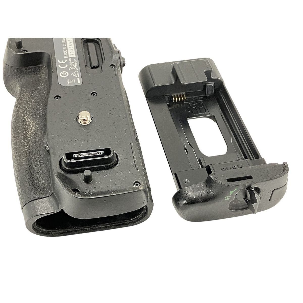  Nikon MB-D 17 マルチパワーバッテリーパック D 500用 カメラ その他 カメラ