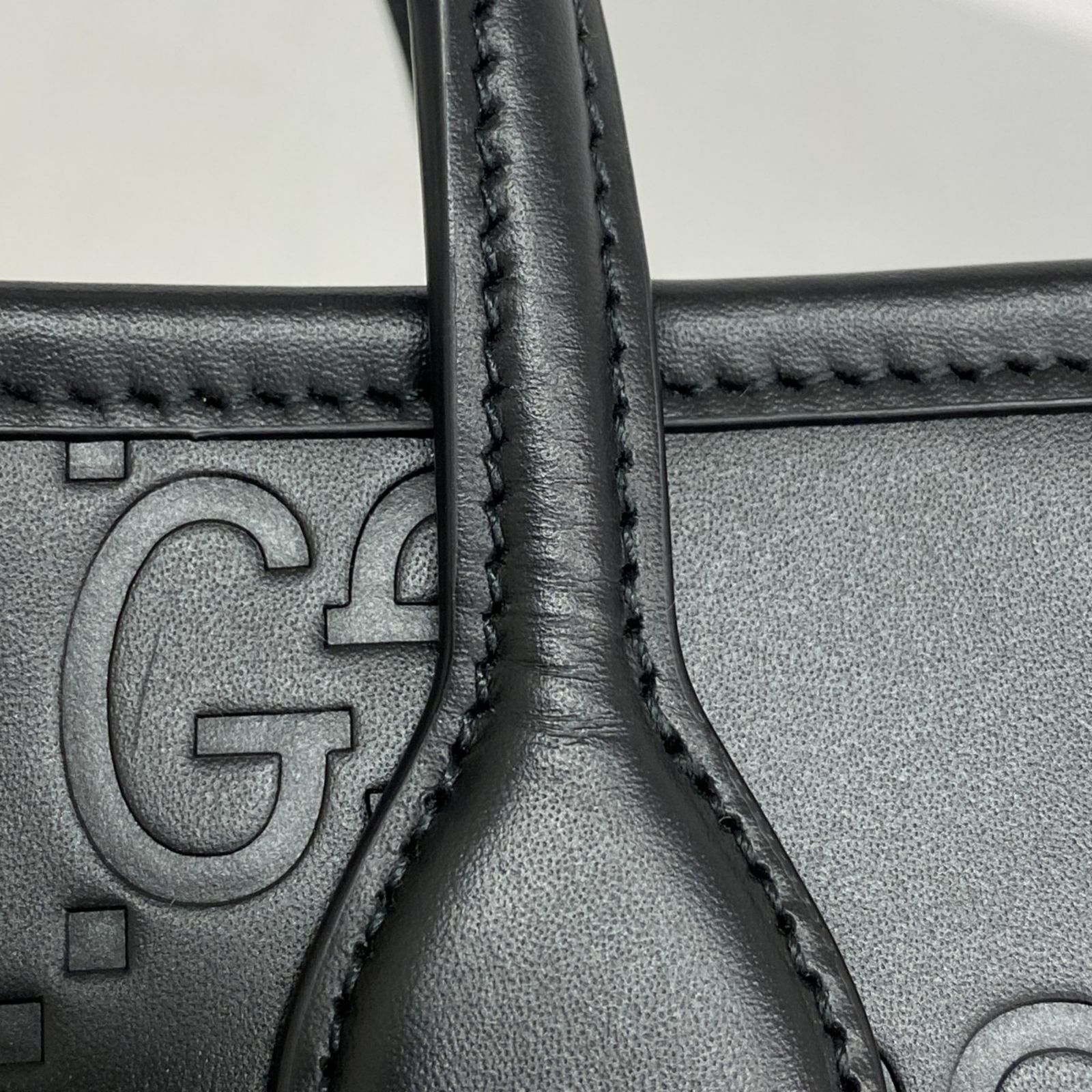 レザー ブラック