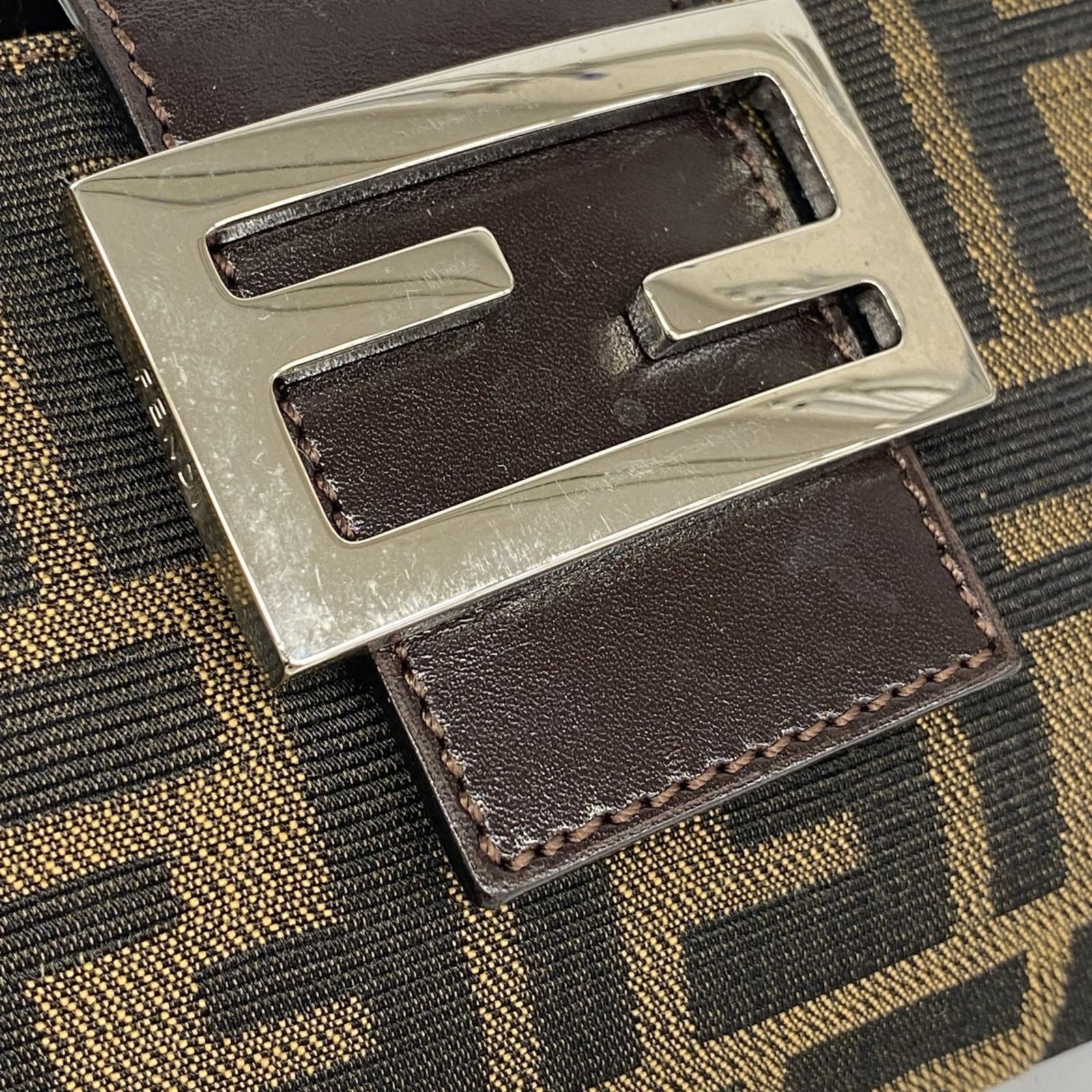 ズッカ ナイロンキャンバス