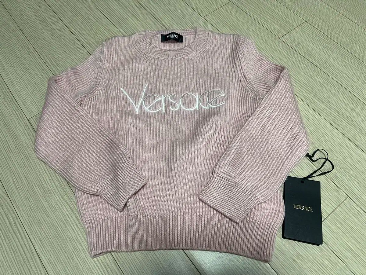 ヴェルサーチェ キッズ ニット 8y