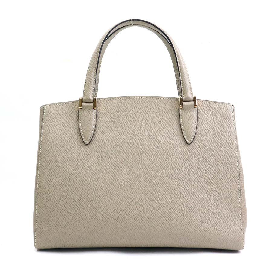 ヴァレクストラ Valextra