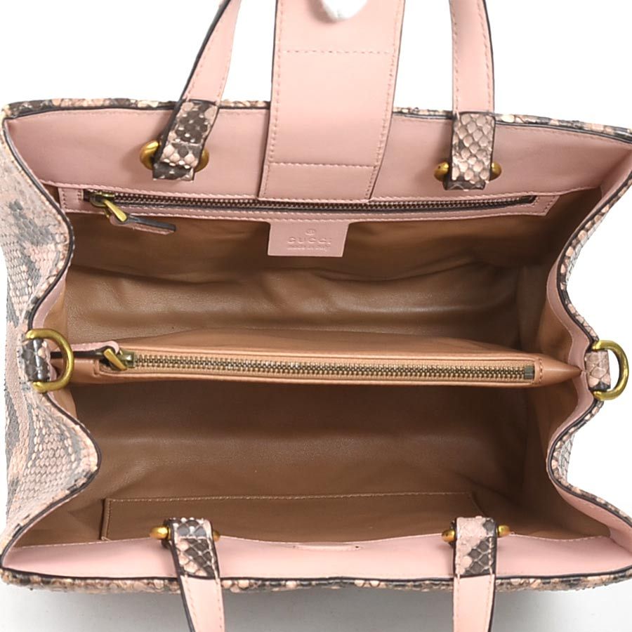 ショルダーバッグ