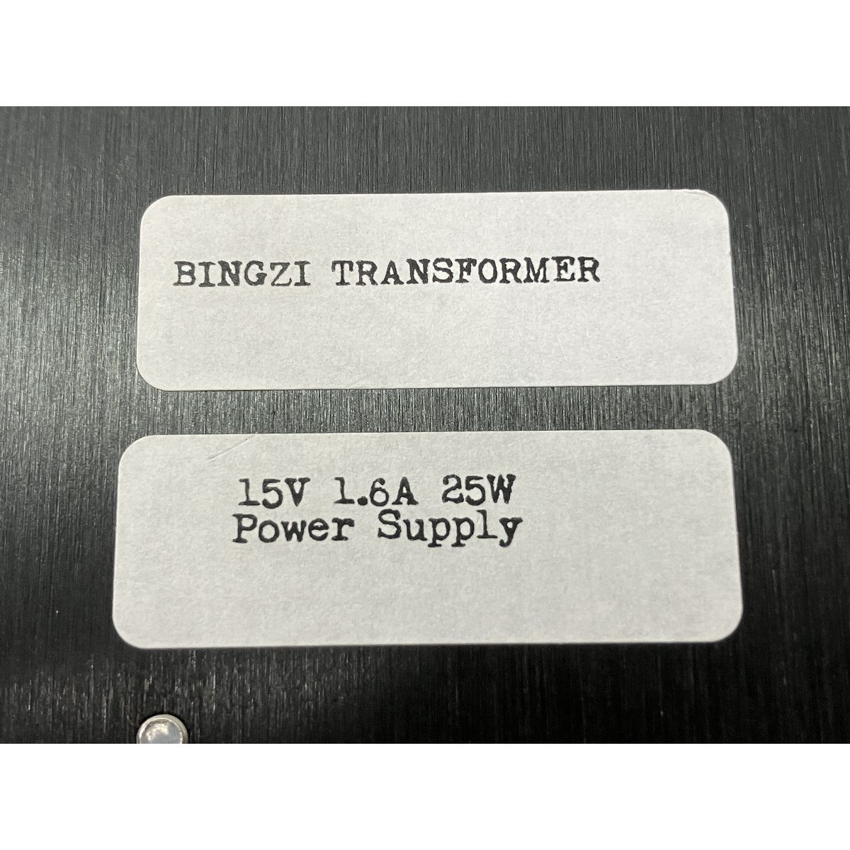 低ノイズリニア電源