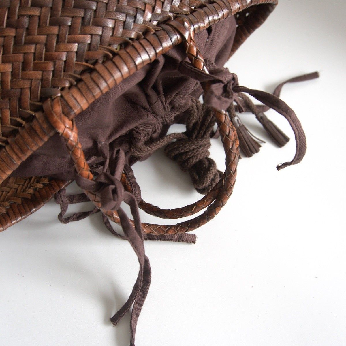 編み込み ドラゴン