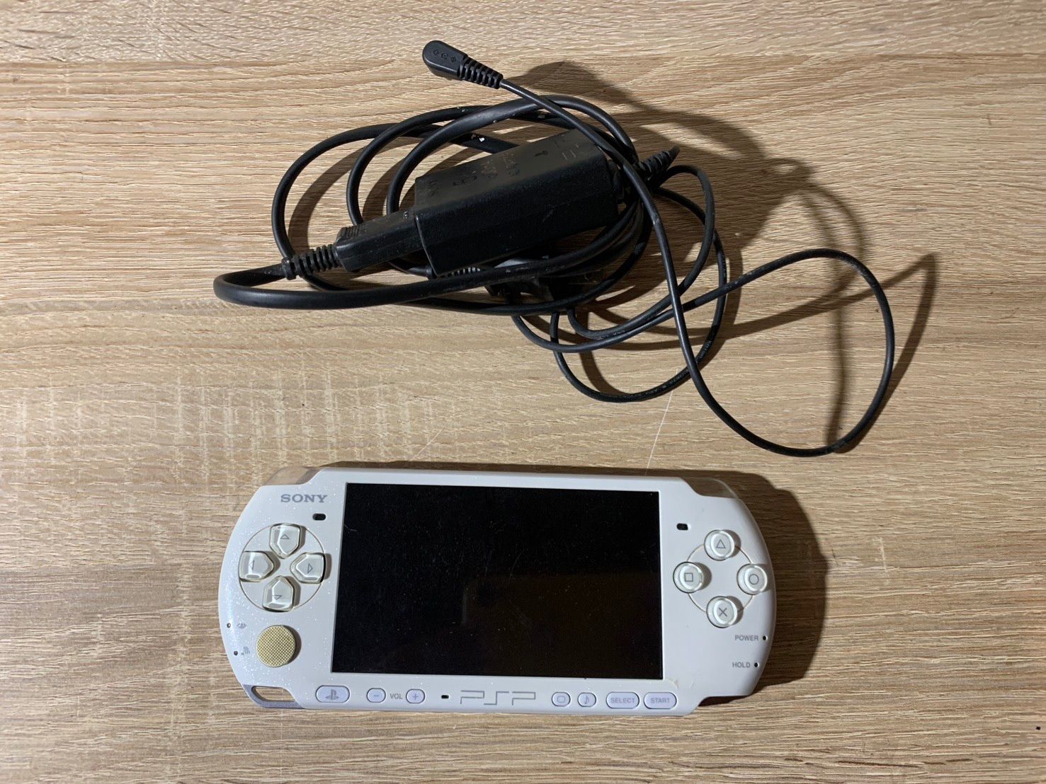 6178 PlayStation ポータブル PSP 3000 パール ホワイト 動作 済み
