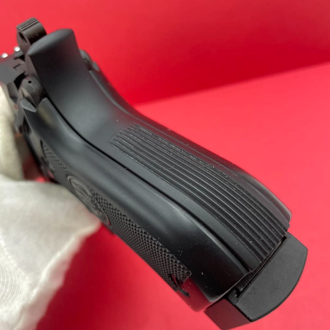 ベレッタ m84fsチーター ガスガン 美品】WA ベレッタ M84FS チーター HWブラック ウエスタンアームズ