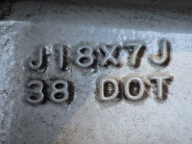 親しみやすい 2993 B ミツビシ純正 デリカD 5 18x7.0J 5穴 PCD114.3 38 4本 セール開催中！