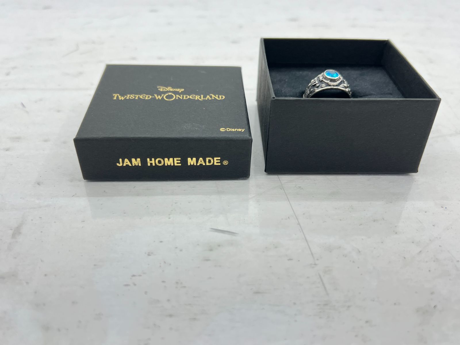 盛岡43-0033 ツイステ × JAM HOME MADE イグニハイド寮 カレッジリング 21号 60