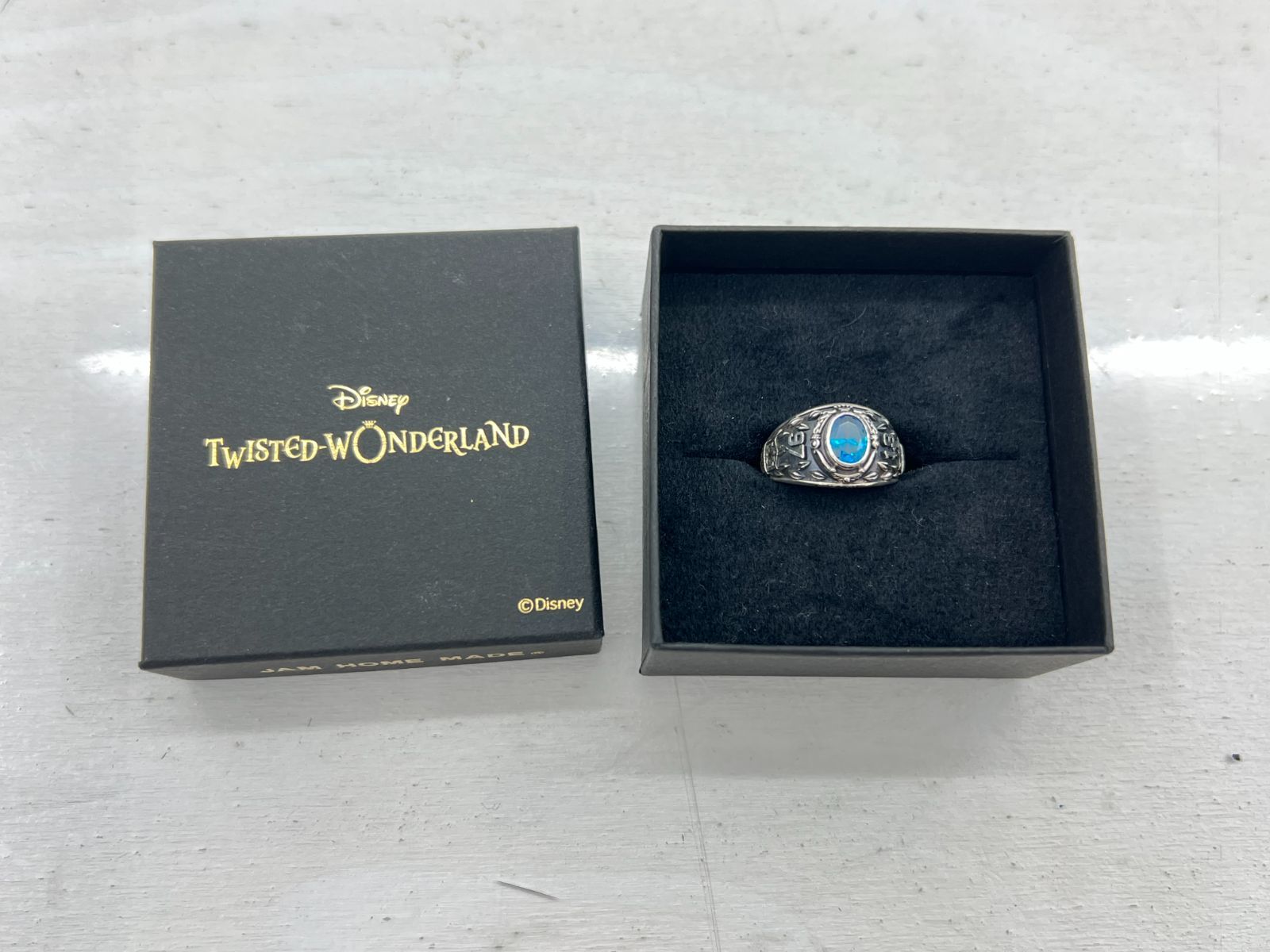 盛岡43-0033 ツイステ × JAM HOME MADE イグニハイド寮 カレッジリング 21号 60