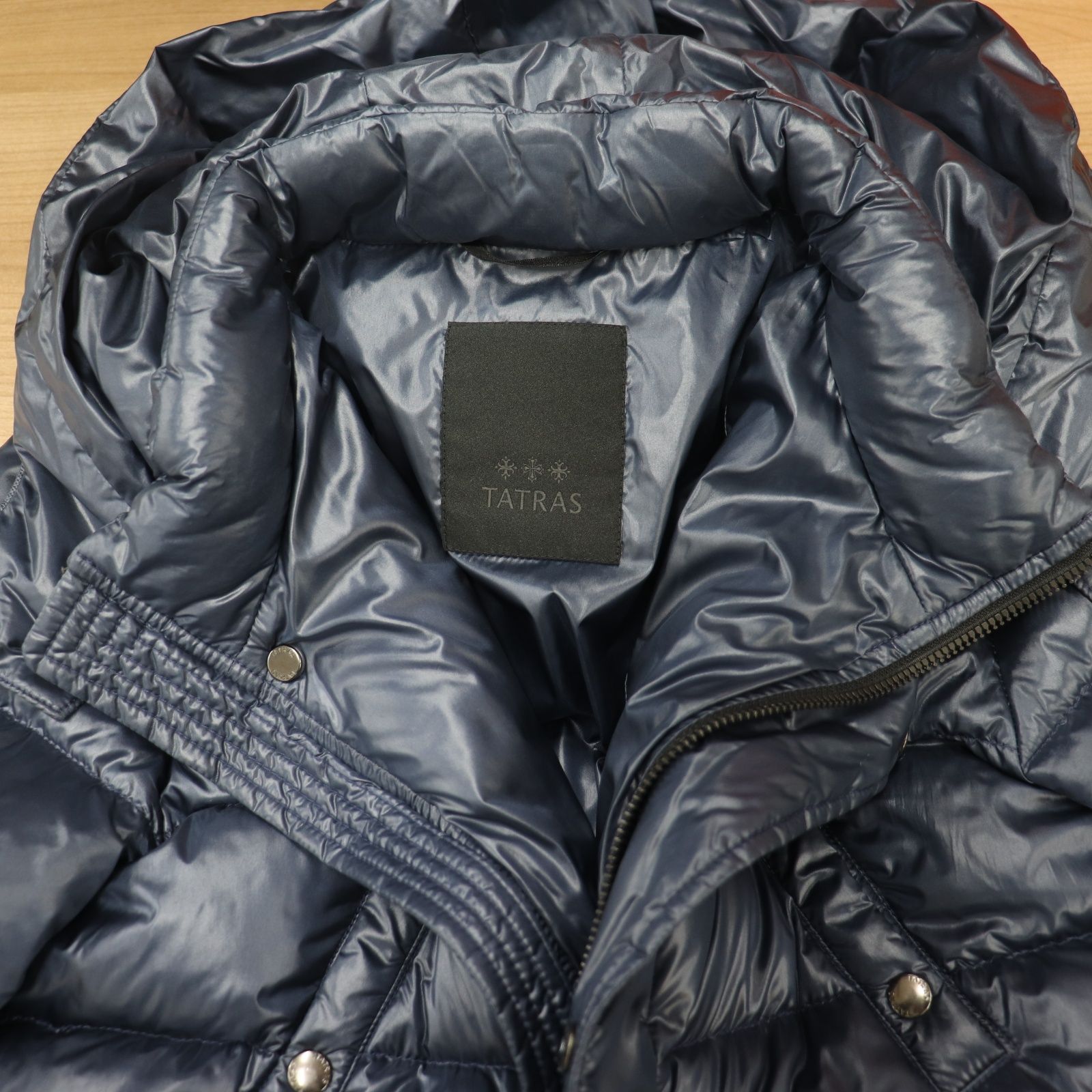 ダウンジャケット パーカー