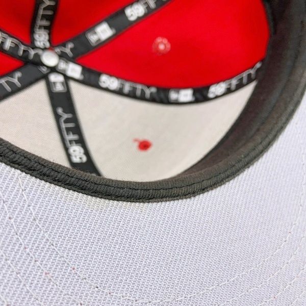 今売れているのはコレ! Supreme NEW ERA シュプリーム ニューエラ ベースボールキャップ 帽子 ボウシ Classic Script Cap メンズ 58.7cm レッド 服飾 DF17025