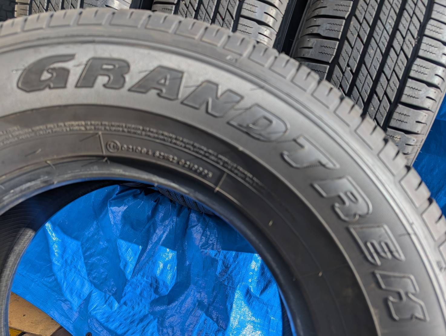 4043) 265/70R16 112S GRANDTREK AT23 新車外し9分山 2025年製 4本