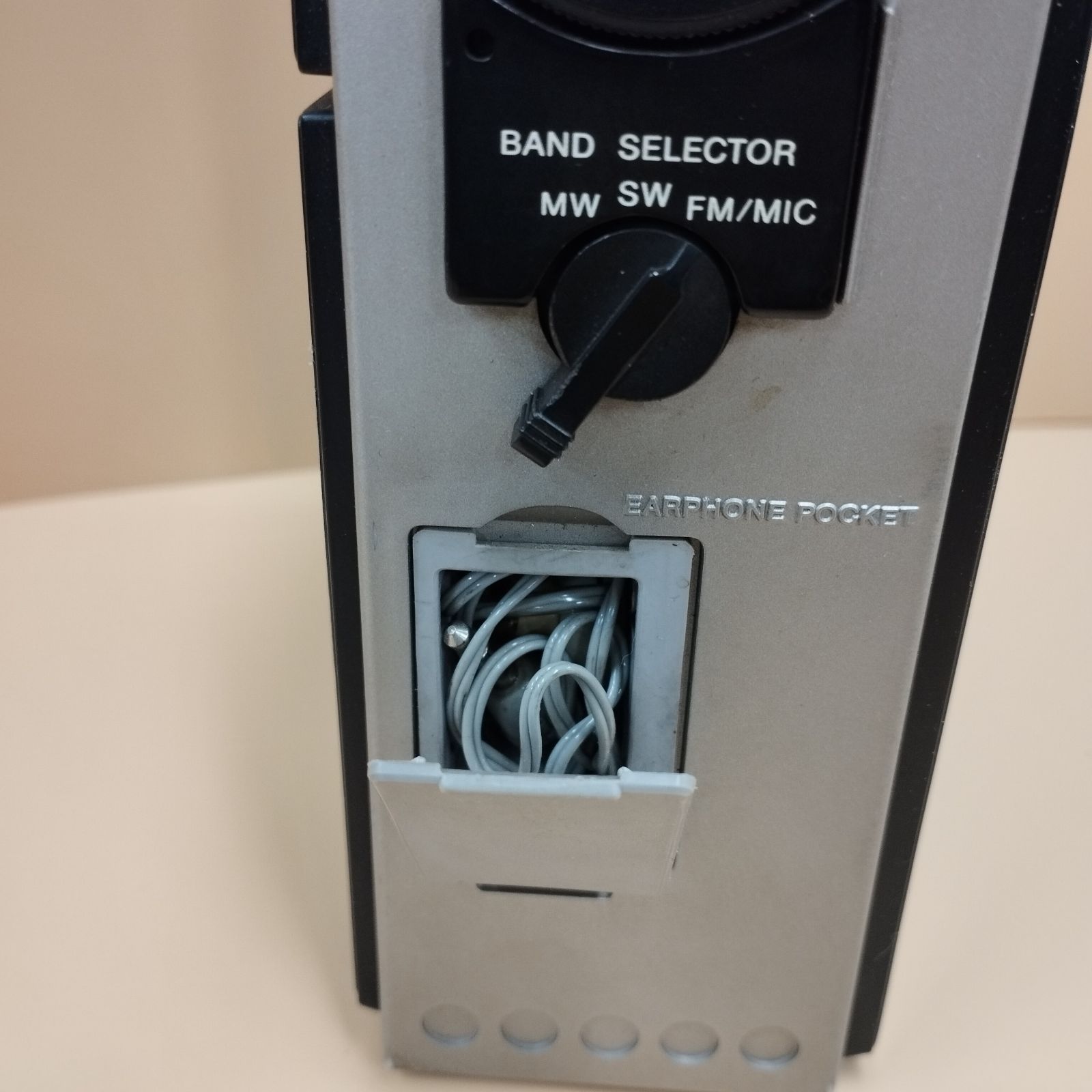 D15195] SONY ICF-5500 スカイセンサー BCLラジオ ケース付き - メルカリ