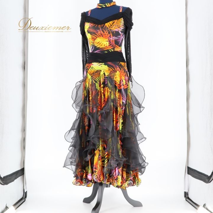 社交ダンス 衣装