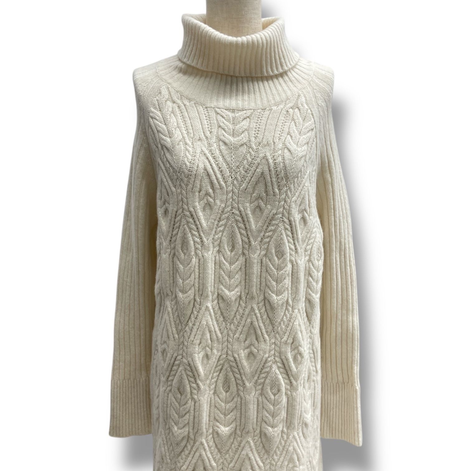 MAGGY 銀座マギー カシミヤ混 ニットワンピース ドレス ロングワンピース タートルネック ニット カシミヤ混 ウール スパンコール クリーム サイズ38 レディース 秋 冬 ゴーゴー古着マルイファミリー溝口店 23 No.122