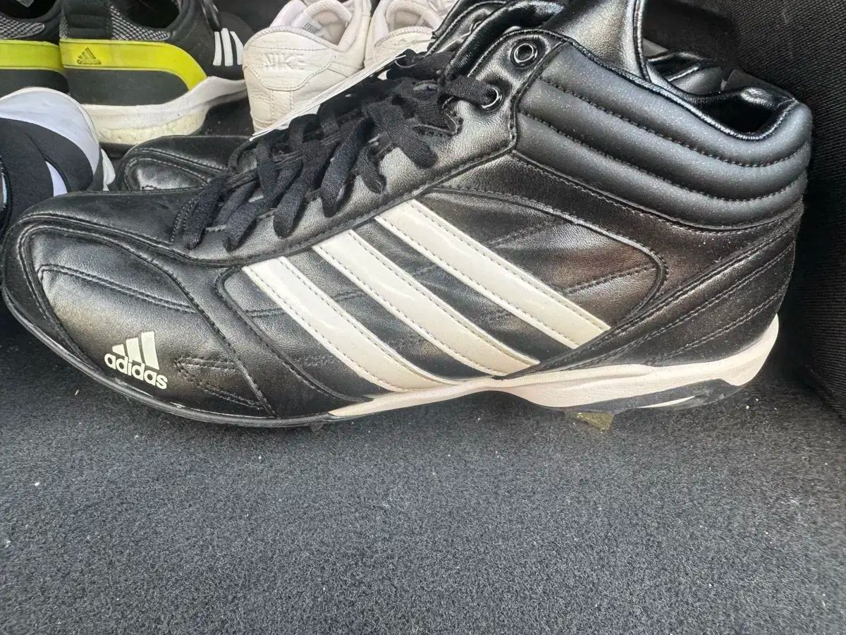 アディダス adistart IC 2 mid 黒 野球シューズ 270