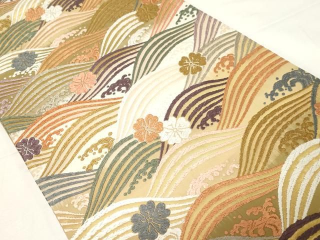 平和屋着物●六通柄袋帯 唐織 立波舞花文 金糸 正絹 CAAZ6449dy