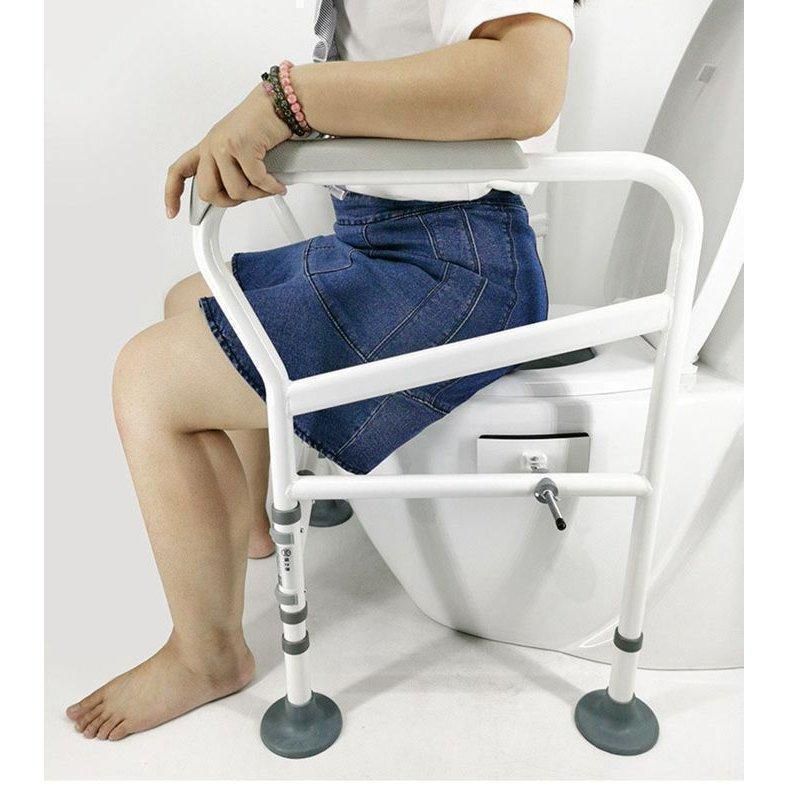 トイレの手すり 折りたたみ